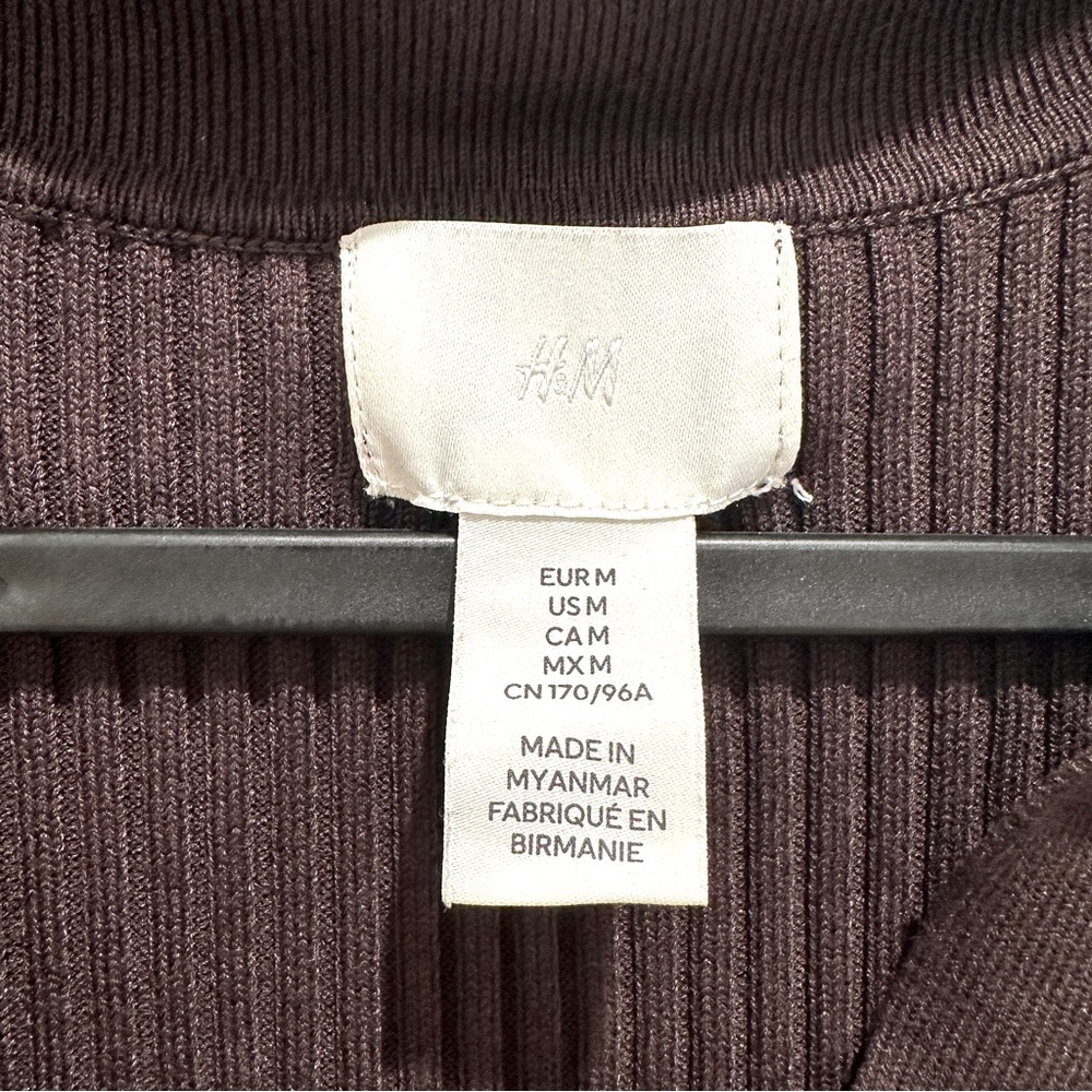 H&M Rib-knit Button-front Dress - Picture 2 of 5